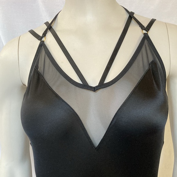 VICTORIA’S SECRET Sexy Black Strappy Bodysuit Size Small Adjustable Straps NWT - Picture 2 of 8